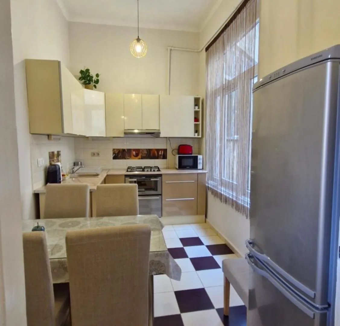 Center Royalty Apartment Budapeste Hungria